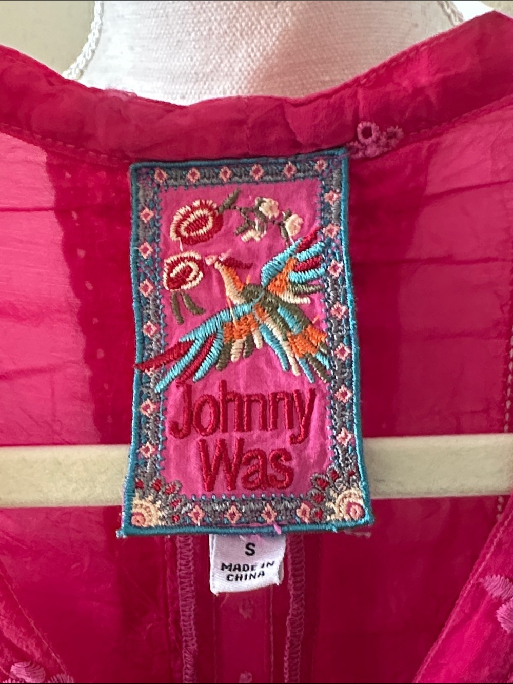 Johnny Was Fuchsia Eyelet Lace Button-Front Blouse - Picture 4 of 6